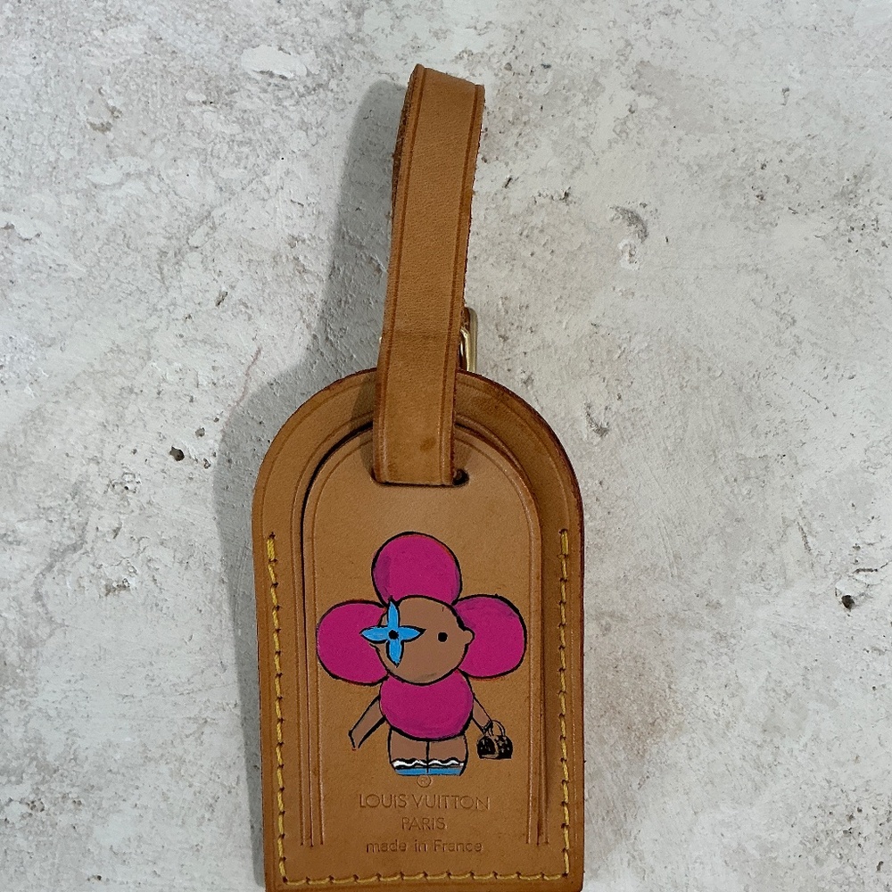 Louis Vuitton Luggage Tag with Handpainted Design Vivienne with Speedy.